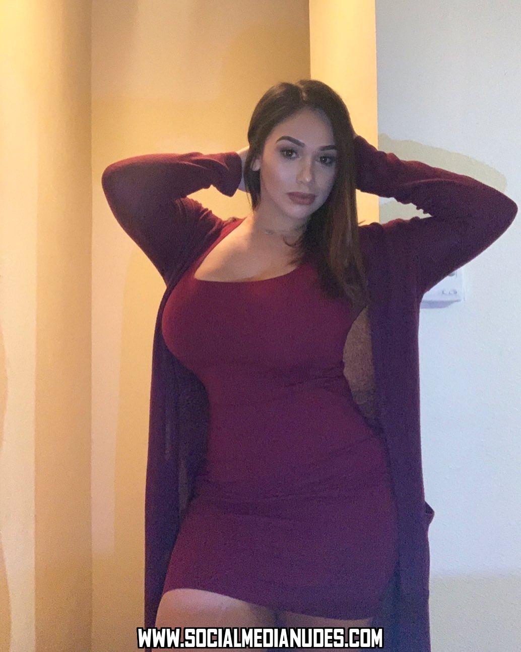 Esmeralda Coronado Thick Milf Influencer Thick Curvy Body